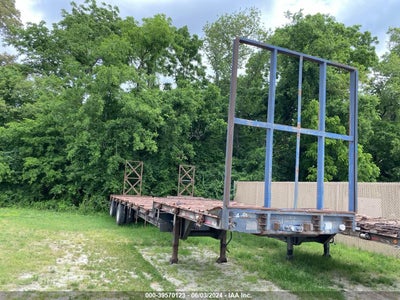 VIKING TRAILER 2009. Lot# 39570123. VIN 1V9DS48269N062110. Photo 1