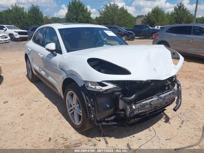 2018 PORSCHE MACAN S VIN: WP1AB2A58JLB31566