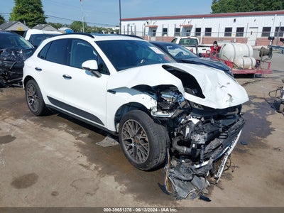 2018 PORSCHE MACAN SPORT EDITION VIN: WP1AA2A51JLB23764