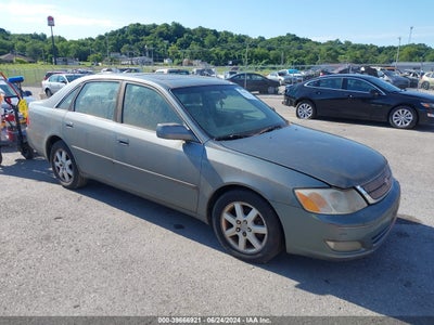 TOYOTA AVALON-V6 2000. Lot# 39666921. VIN 4T1BF28B2YU001286. Photo 1