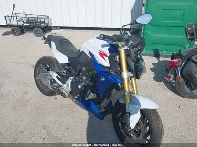 2023 BMW F 900, VIN: WB10K1308P6G61813