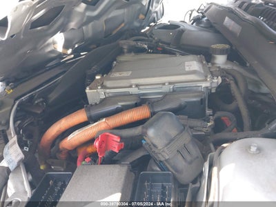 FORD FUSION HYBRID