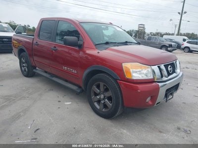 2015 NISSAN TITAN SV