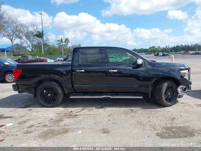 NISSAN TITAN