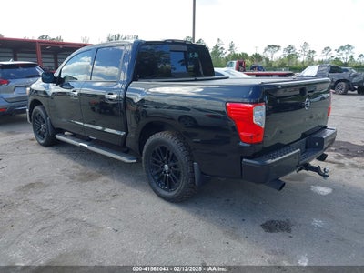 NISSAN TITAN