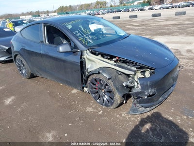2024 TESLA MODEL Y Performance