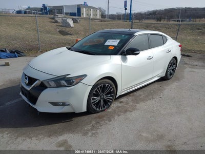 NISSAN MAXIMA