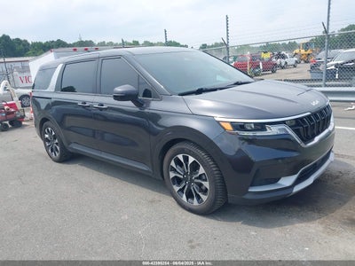 KNDNC5H31P6203527 Kia Carnival 2023