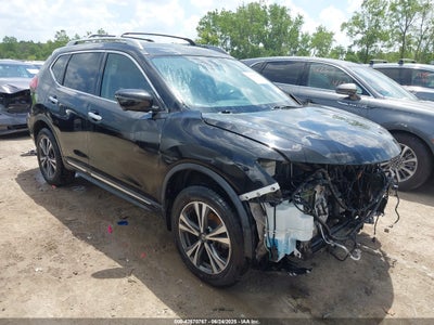 5N1AT2MVXJC827920 Nissan Rogue 2018