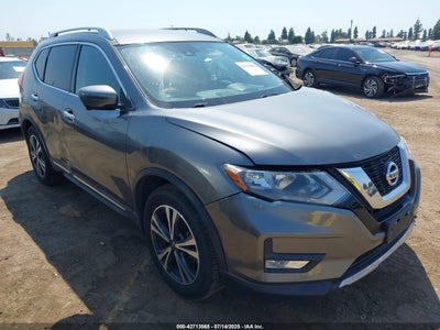 2017 NISSAN ROGUE VIN: JN8AT2MT3HW142724