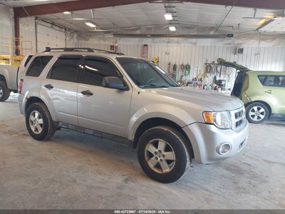 2011 FORD ESCAPE VIN: 1FMCU9D73BKB12789