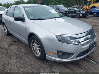 2010 FORD FUSION VIN: 3FAHP0GA7AR411464