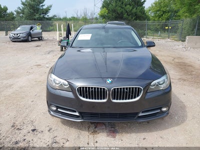 BMW 528I