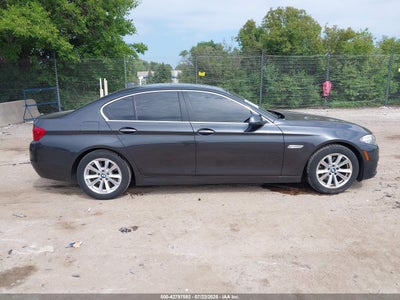 BMW 528I