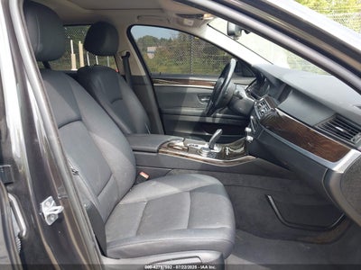 BMW 528I