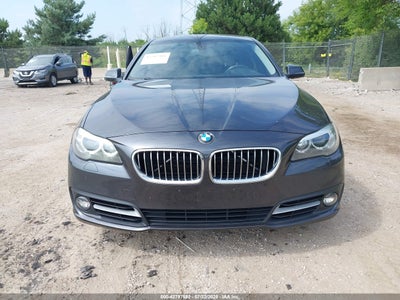 BMW 528I