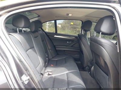 BMW 528I