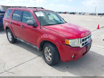 2011 FORD ESCAPE VIN: 1FMCU9D70BKC38169