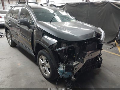 2T3P1RFV6MC230518 Toyota Rav4 2021