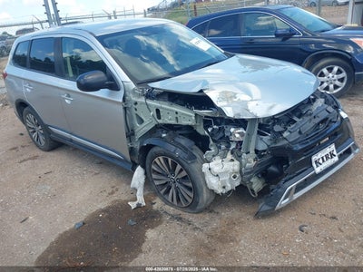 JA4AZ3A33LZ026347 Mitsubishi Outlander 2020