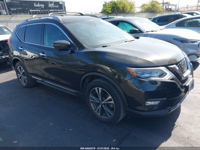 5N1AT2MV4HC753646 Nissan Rogue 2017