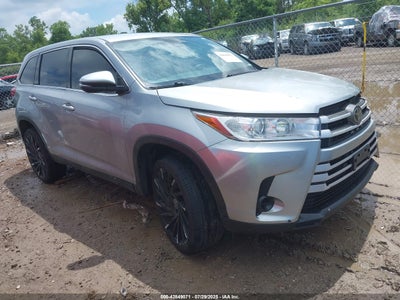5TDZZRFH7KS290462 Toyota Highlander 2019