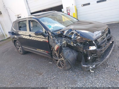 3VV2B7AX8KM021753 Volkswagen Tiguan 2019