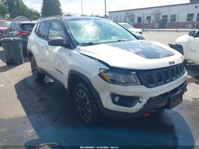 3C4NJDDB9KT759810 Jeep Compass 2019