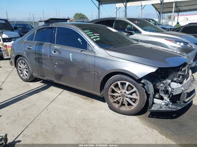WDD3G4EB0LW039415 Mercedes-benz A-class 2020