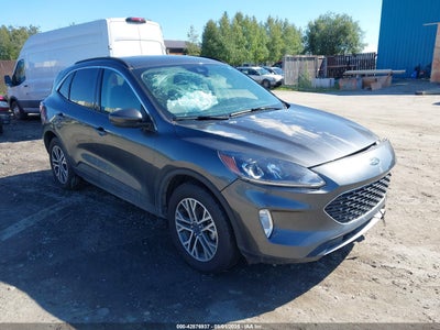 1FMCU9H6XLUA81239 Ford Escape 2020