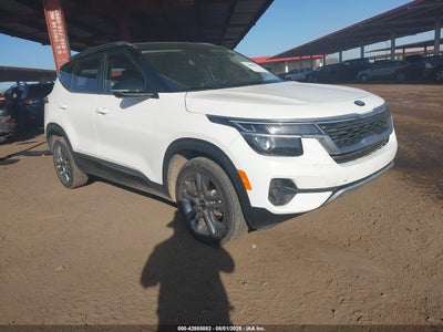 KNDEU2AA4M7094183 Kia Seltos 2021