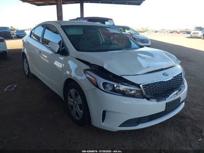 3KPFK4A73JE220295 Kia Forte 2018