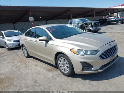 3FA6P0G76KR177685 Ford Fusion 2019