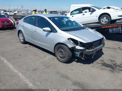 3KPFL4A72JE212282 Kia Forte 2018