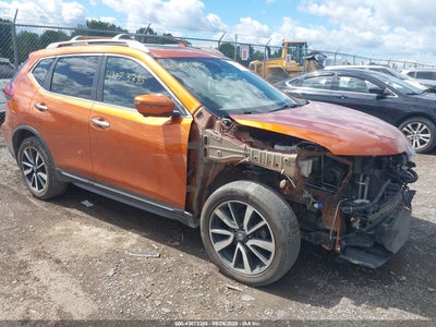 5N1AT2MV6JC718130 Nissan Rogue 2018