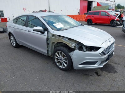 3FA6P0H75HR125214 Ford Fusion 2017