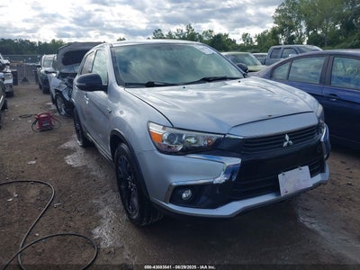 JA4AP3AU7HZ033730 Mitsubishi Outlander sport 2017