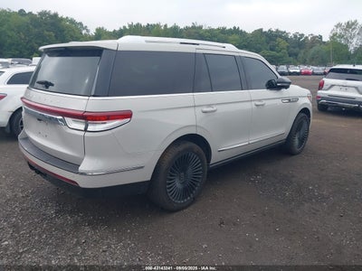 LINCOLN NAVIGATOR