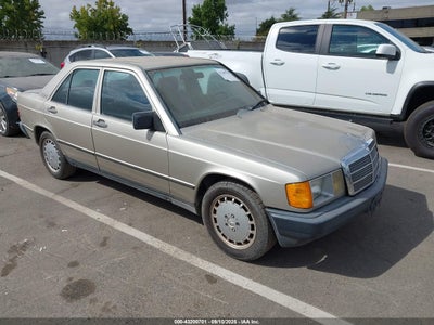 WDBDA24D0GF194753 MERCEDES-BENZ 190 Photo 1