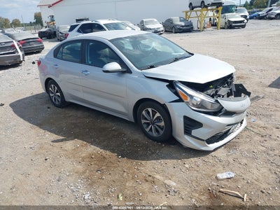 3KPA24AD1PE602415 Kia Rio 2023