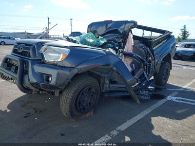 TOYOTA TACOMA