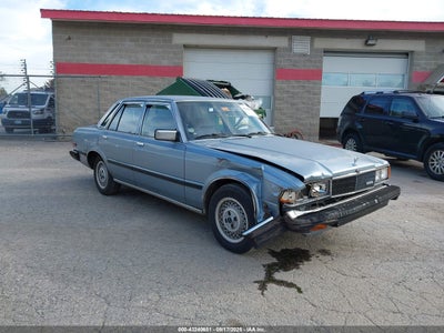 1982 TOYOTA CRESSIDA  VIN: JT2MX62E3C0058724