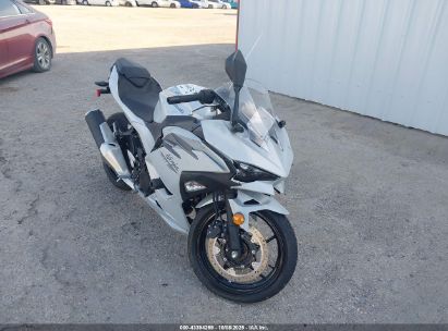 Transportlīdzekļa foto