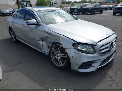 Transportlīdzekļa foto