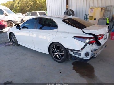 TOYOTA CAMRY