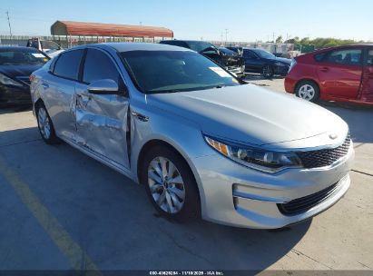 5XXGU4L32GG052397 KIA OPTIMA Photo 1