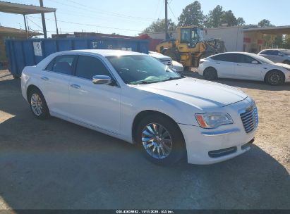 2C3CCAAG9DH577637 CHRYSLER 300 Photo 1