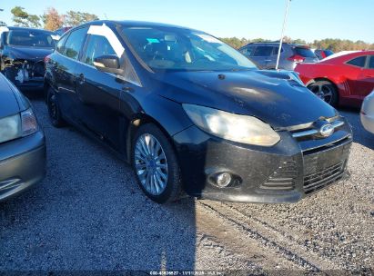 1FAHP3N29CL230848 FORD FOCUS Photo 1