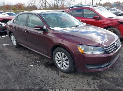 1VWAH7A31DC027479 VOLKSWAGEN PASSAT Photo 1