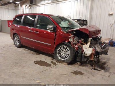 CHRYSLER TOWN & COUNTRY